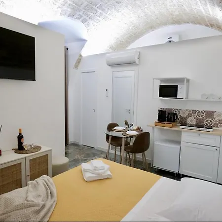 펜션 Le Dimore Di San Michele - Life In Old Town *